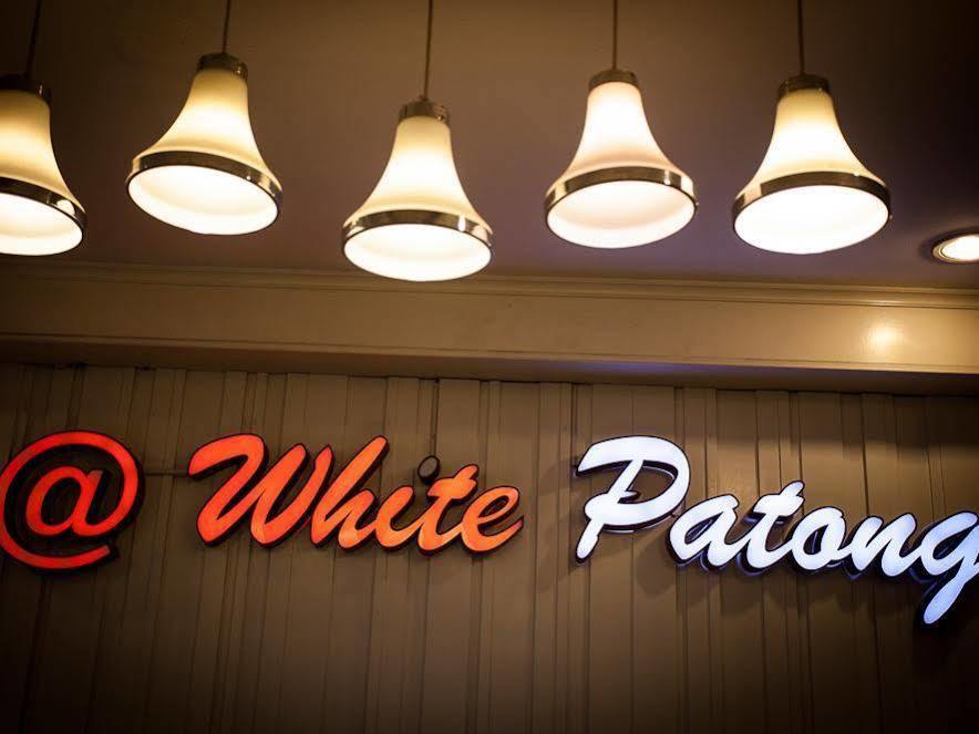 @ White Patong Hotel Exterior photo